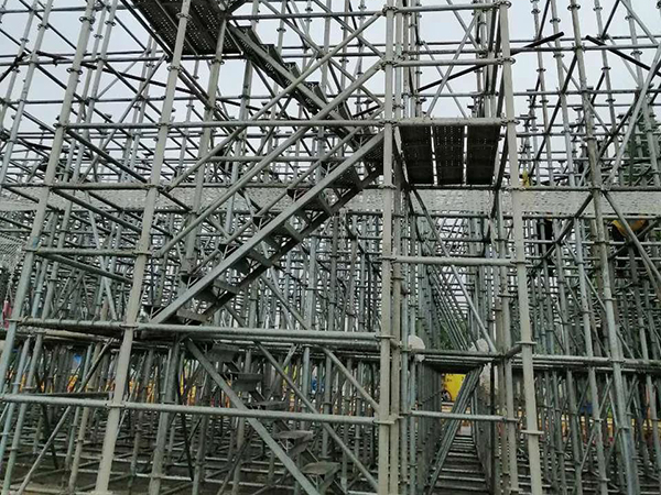 選擇沈陽腳手架租賃公司，為建筑工地添動力，安全高效施工！